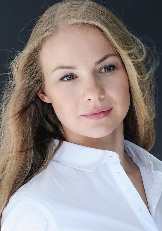 叶莲娜·阿罗谢娃 Elena Aroseva