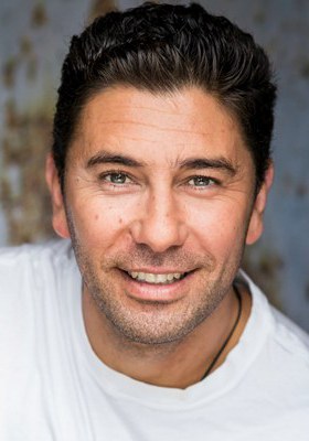 泽维尔·霍兰 Xavier Horan