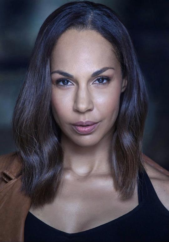 阿曼达·布鲁盖尔 Amanda Brugel