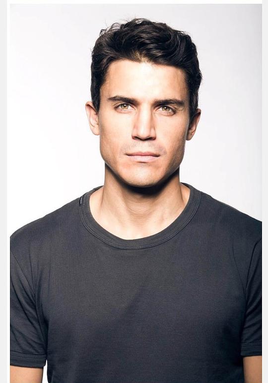 亚历克斯·冈萨雷斯 Álex González