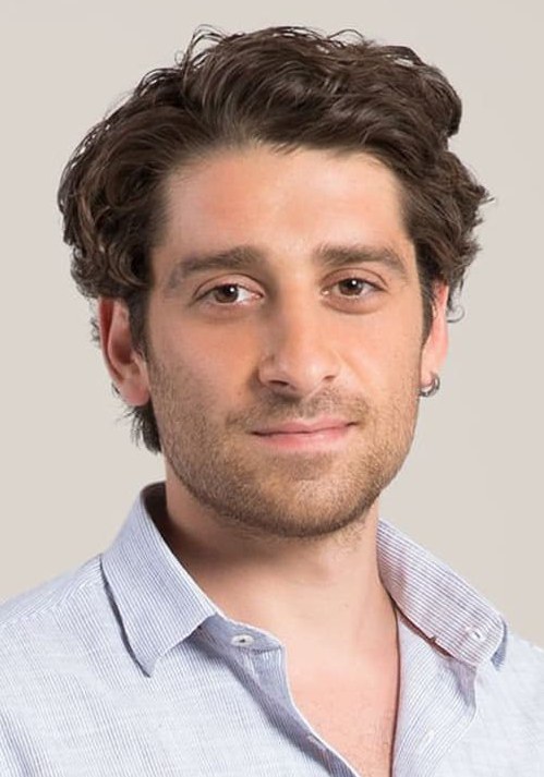 博拉·阿克卡什 Bora Akkas