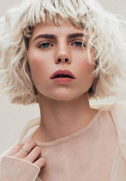 妮娜·米尔纳 Nina Milner