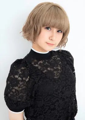 吉田有里 Yuri Yoshida