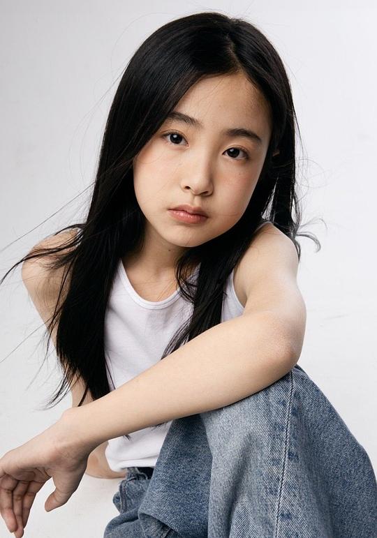 杨曼聆 Manling Yang