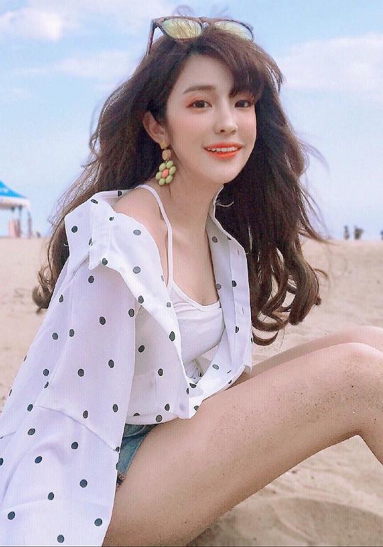 林梨亚 Ria Lin