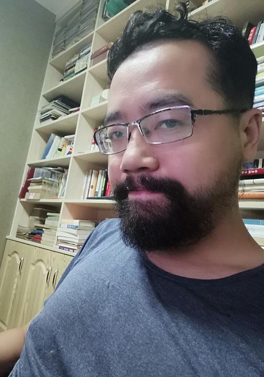 欧阳杰 Jie Ouyang