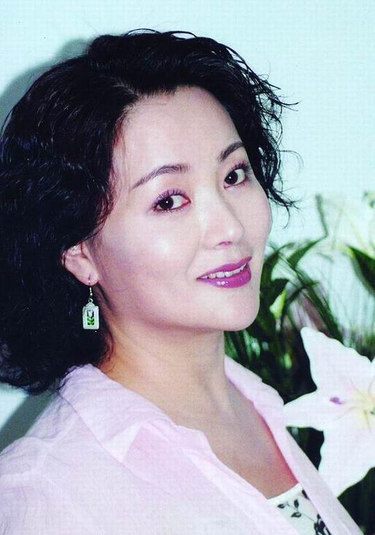 梁玉瑾 Yujin Liang