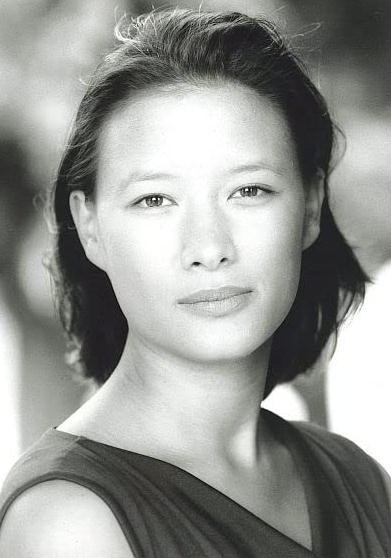 罗茜·阿尔瓦蕾斯 Rosie Alvarez