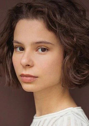 阿米娜·本·伊斯梅尔 Amina Ben Ismaïl
