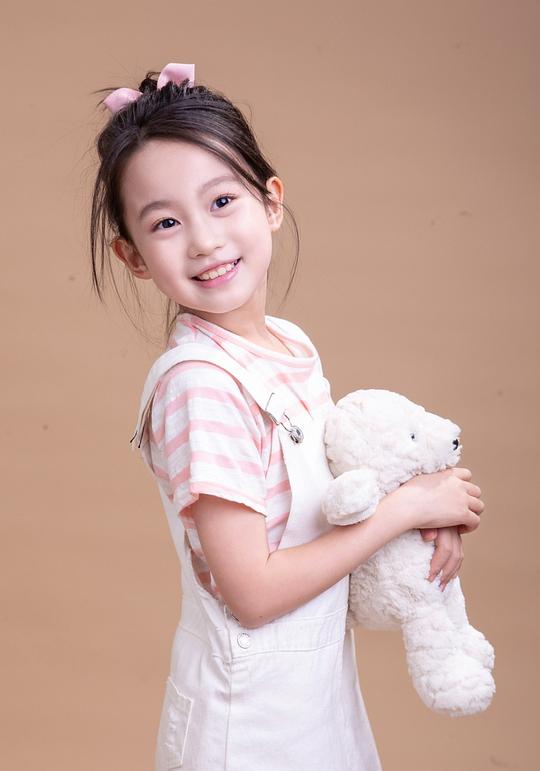 刘沛儿 Pei'er Liu