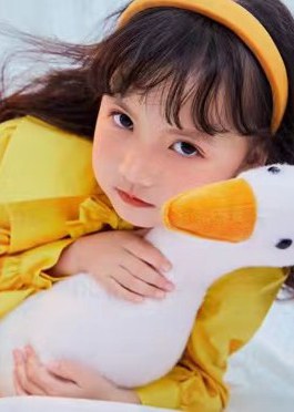 杨语瞳 Yutong Yang