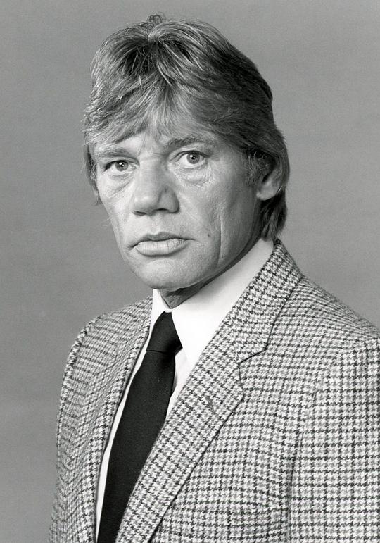 迈克尔·普雷斯顿 Michael Preston