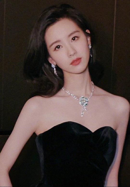 陈都灵 Duling Chen