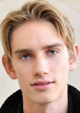 莱文·霍克 Levon Thurman Hawke