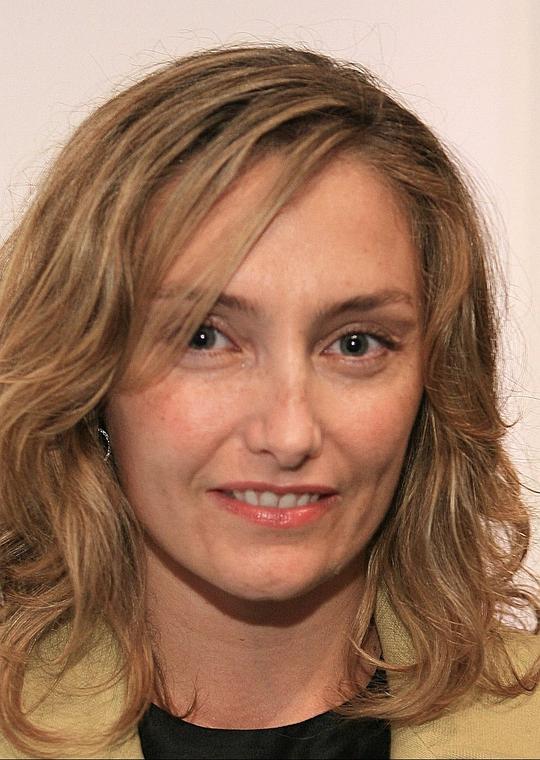 鲁珊娜·霍珀 Ruthanna Hopper