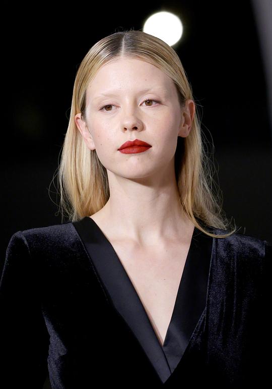 米娅·高斯 Mia Goth