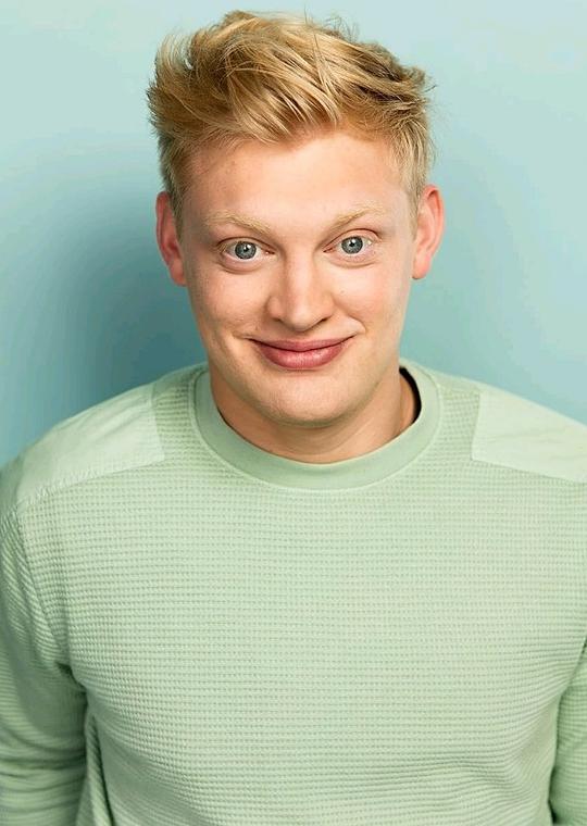库里·巴克 Curry Barker