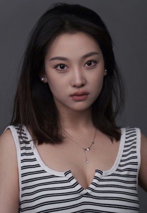 郑涵艺 Zheng Hanyi