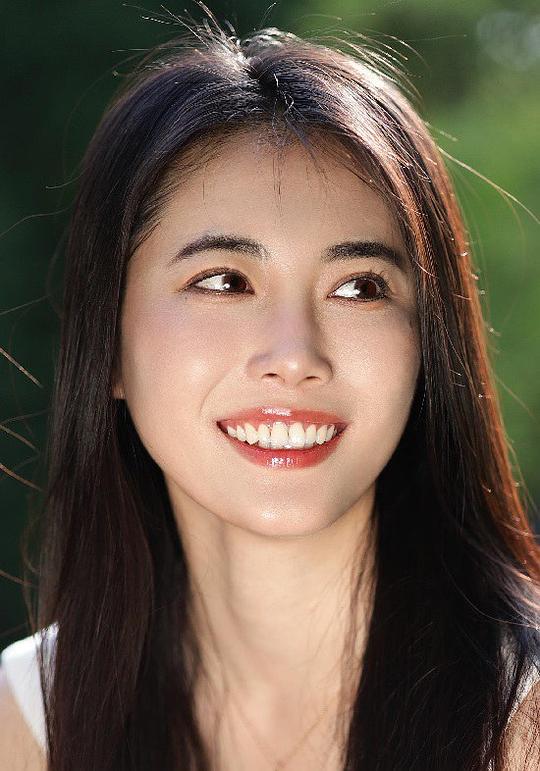 王漫漫 Manman Wang