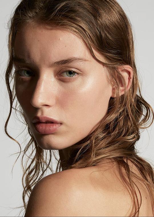 茱莉雅·蒙萨 Giulia Maenza