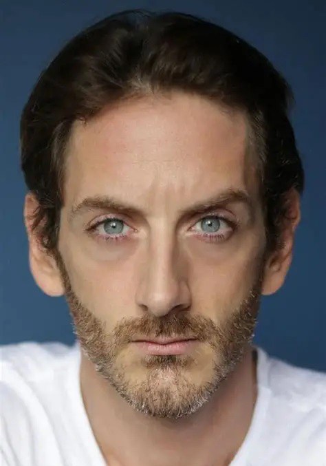 阿克斯·加洛伊斯 Axel Gallois