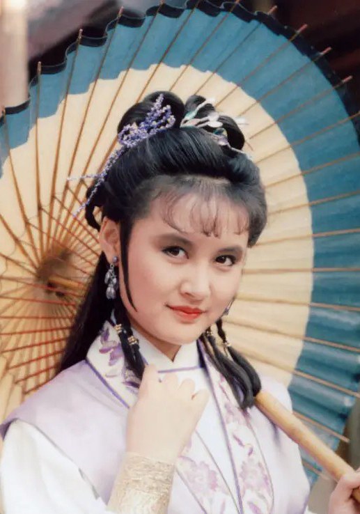 景黛音 Mitra King Toi-Yam