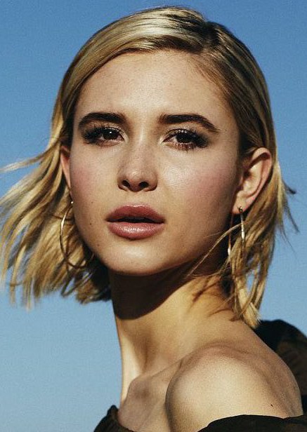 伊莎贝尔·梅 Isabel May