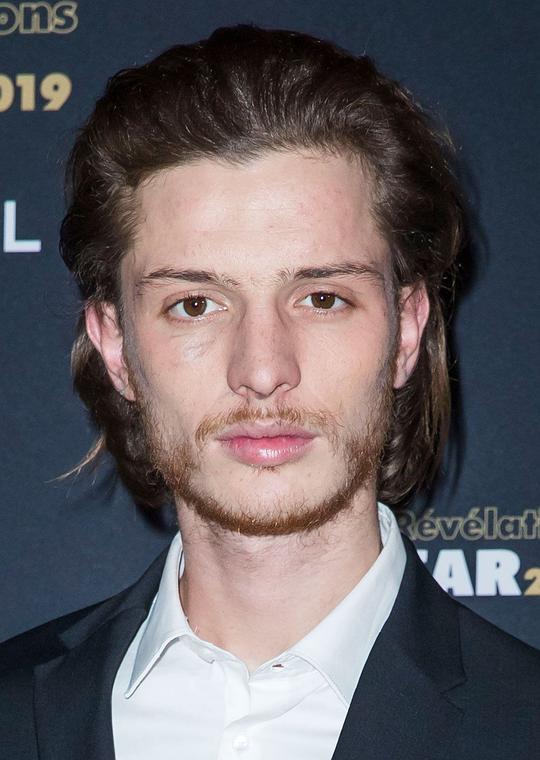 伊迪尔·阿祖格利 Idir Azougli