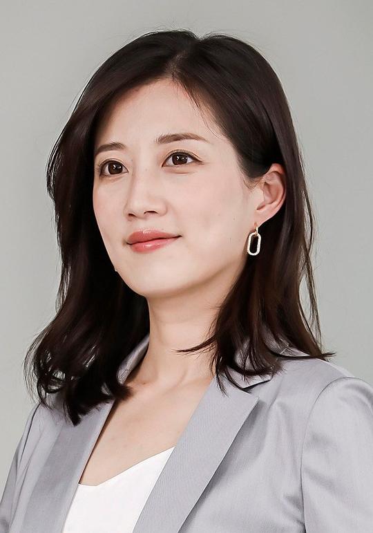 郑懿馨 Yixin Zheng