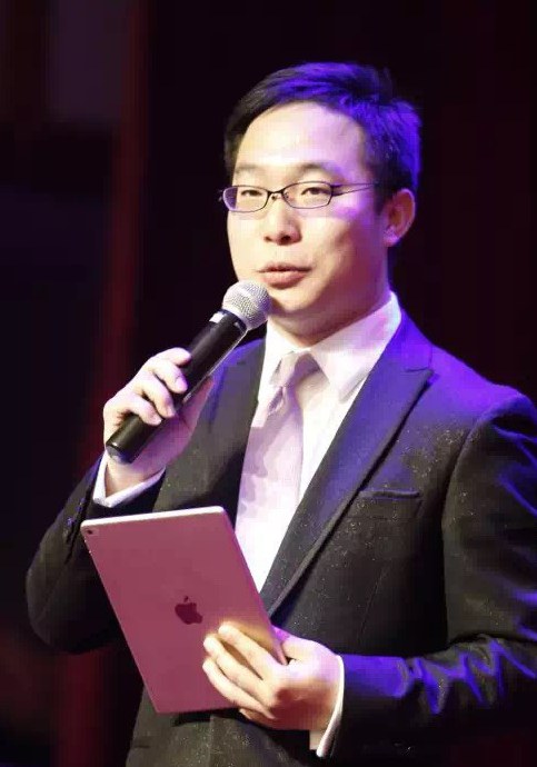 梁川 Chuan Liang
