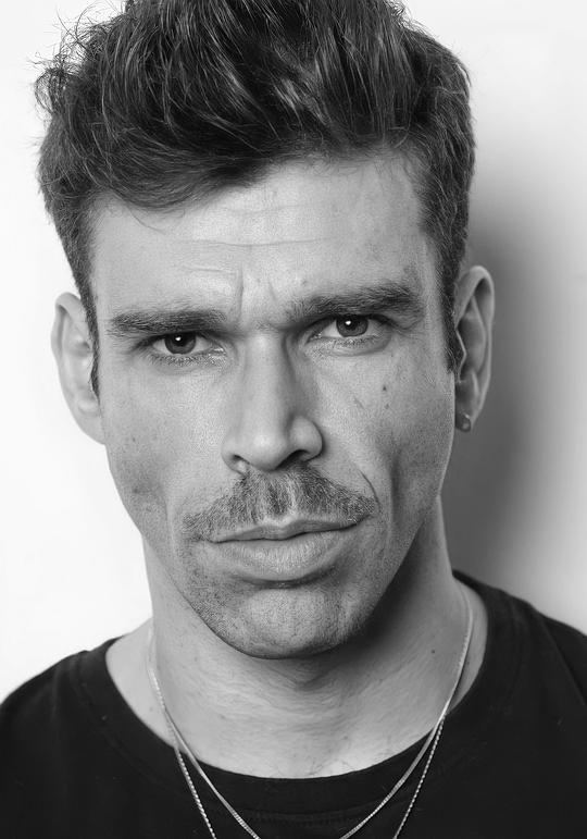 费尔南多·瓦尔迪维尔索 Fernando Valdivielso