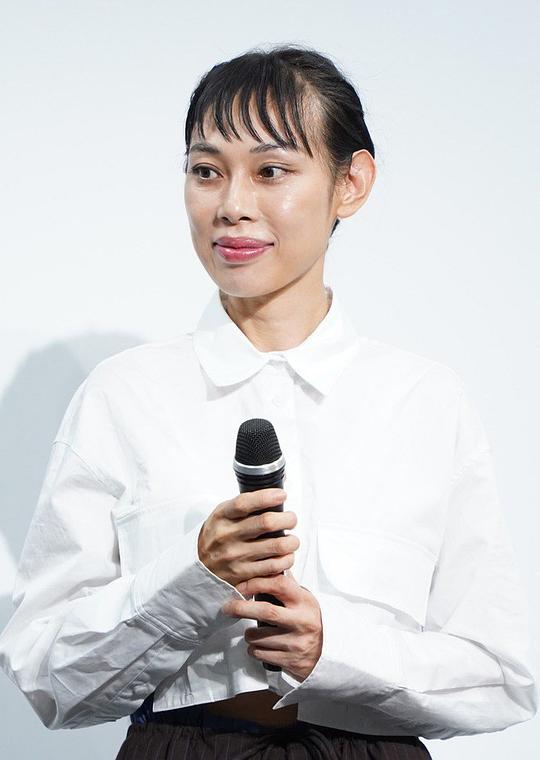 河野知美 Tomomi Kono