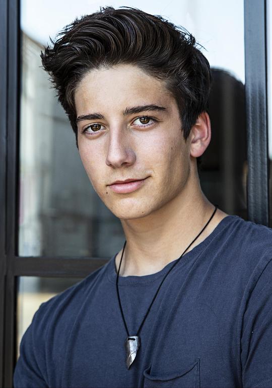 麦洛·曼海姆 Milo Manheim