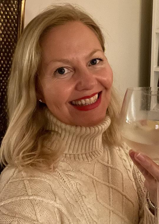 霍莉·伍德豪斯 Holly Woodhouse