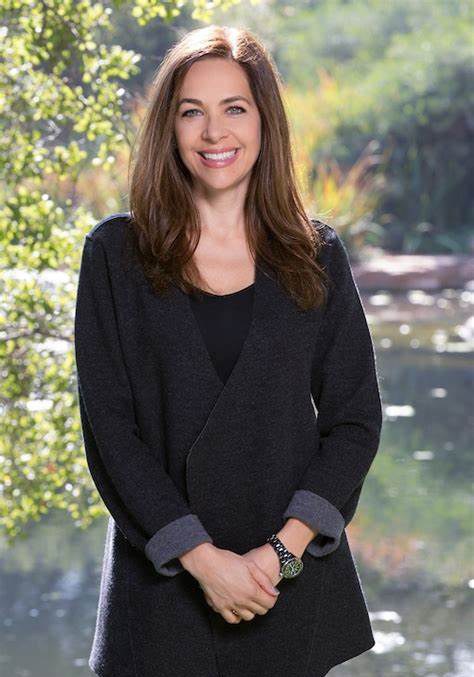 埃利斯·多哥聂瑞 Elise Doganieri