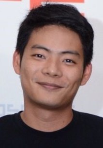 拜拉契·坤完 Pairach Khumwan