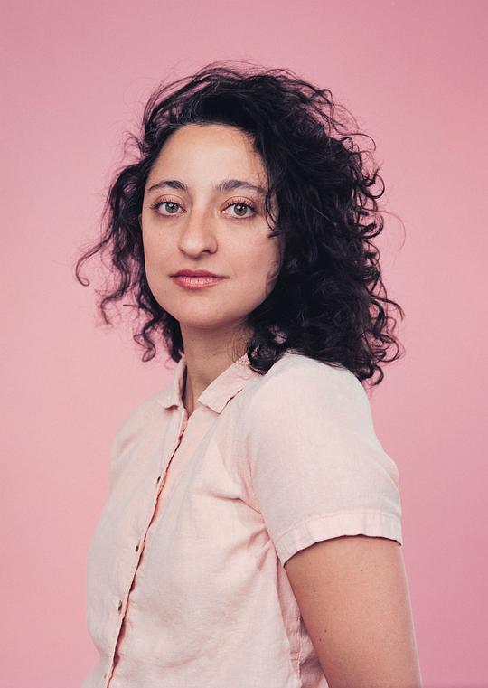 米卓拉·朱哈里 Mitra Jouhari