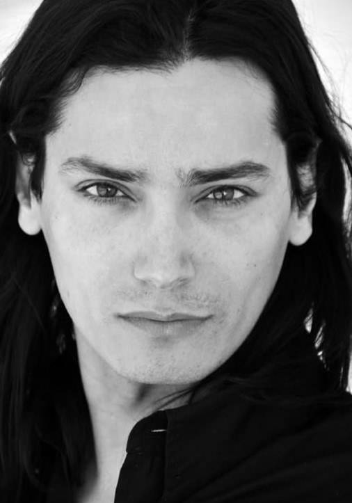 恩里克·阿尔喀德斯 Enrique Alcides