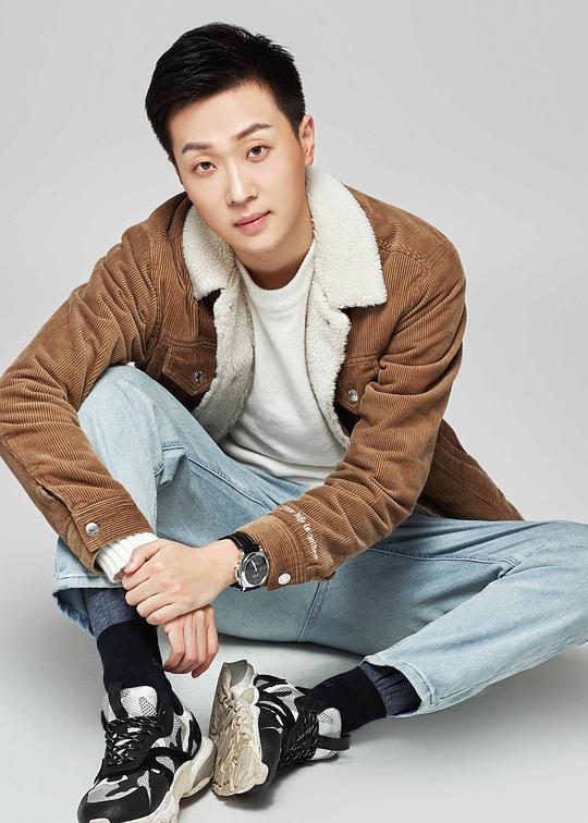 李明磊 Minglei Li