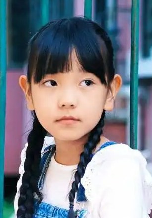 艾靖涵 Jinghan Ai