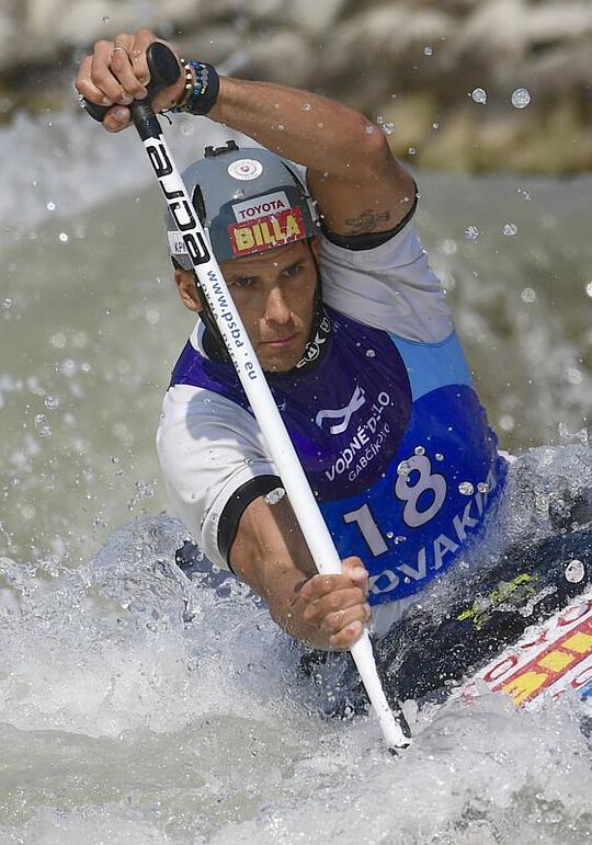 马泰·贝努斯 Matej Benus