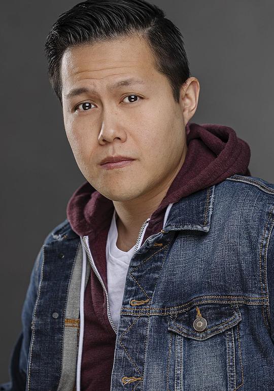 伊万·胡托莫 Ivan Hutomo