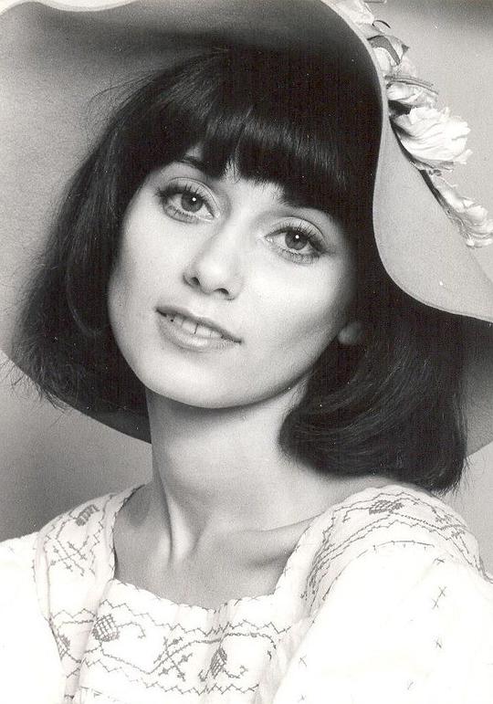 玛丽-伊莲娜·布蕾亚 Marie-Hélène Breillat