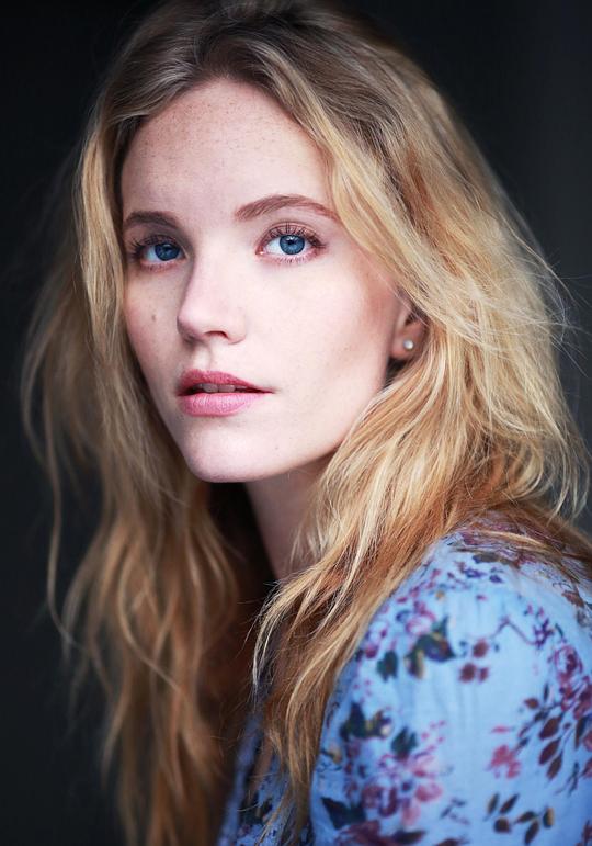 塔姆金·莫钦特 Tamzin Merchant