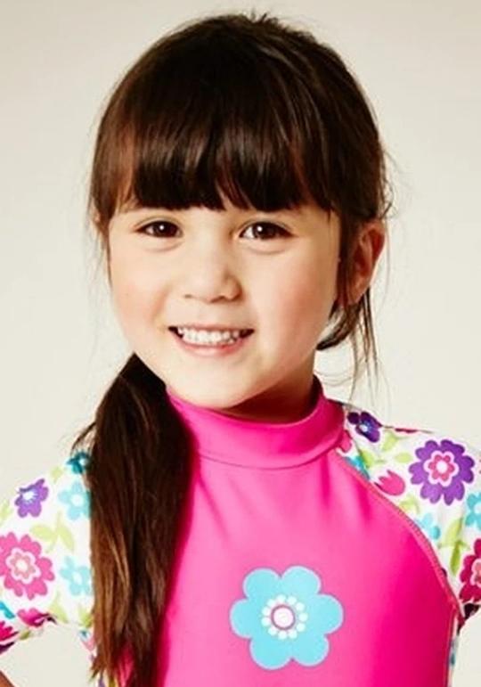 莉莉贝特·比乌塔纳塞瓦 Lilibet Biutanaseva