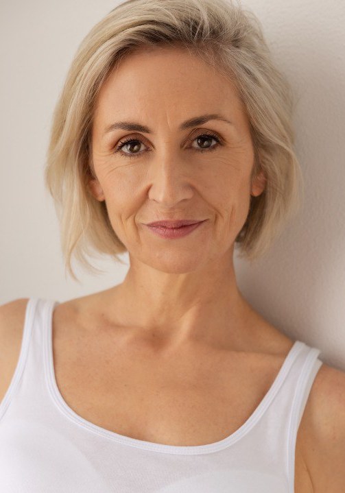 蕾妮·里昂斯 Renee Lyons