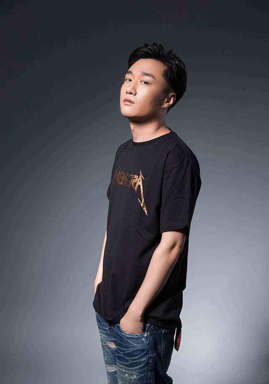任重 Zhong Ren