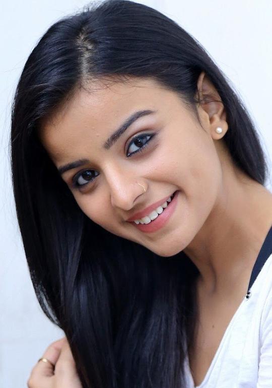 玛希玛·马奎纳 Mahima Makwana