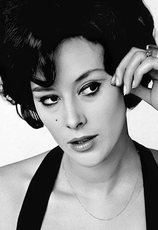 苏·劳埃德 Sue Lloyd