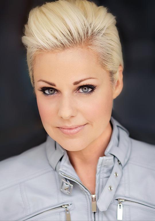 乔凡娜·布朗德 Giovanna Braund